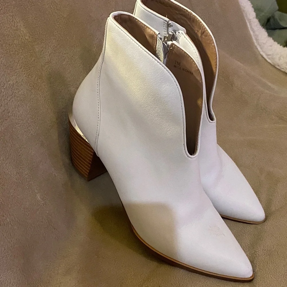 Sam Edelman step out